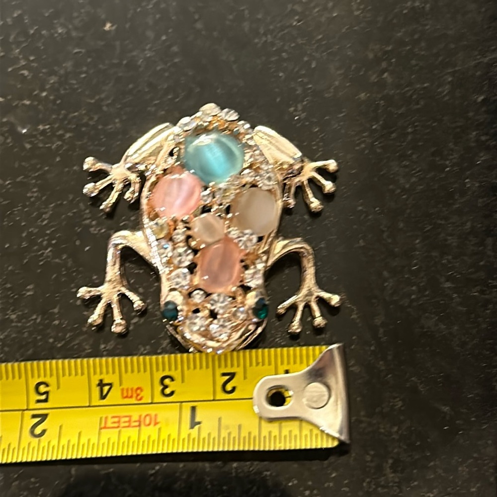 Betsey Johnson Frog pendant - jeweled - quirky and fun - Picture 7 of 12
